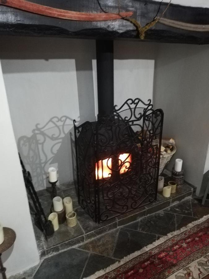 Michaelmas Cottage Upavon Екстер'єр фото